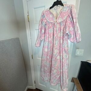 Mrs Roper Vibes 1970s David Brown California‎ Vintage Pink Floral Nightgown USA